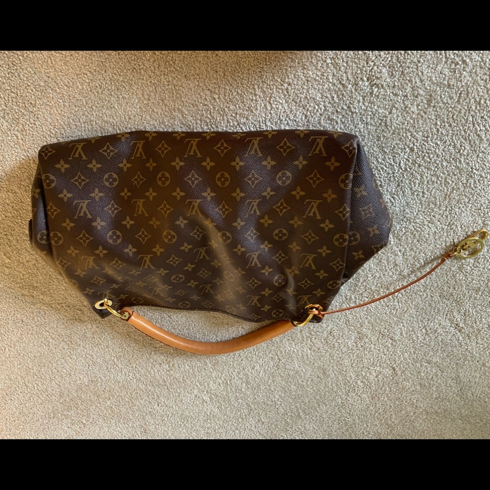 Louis Vuitton Artsy